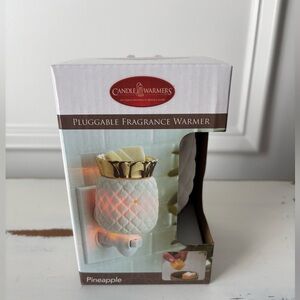 Candle Warmers Pluggable Fragrance Warmer